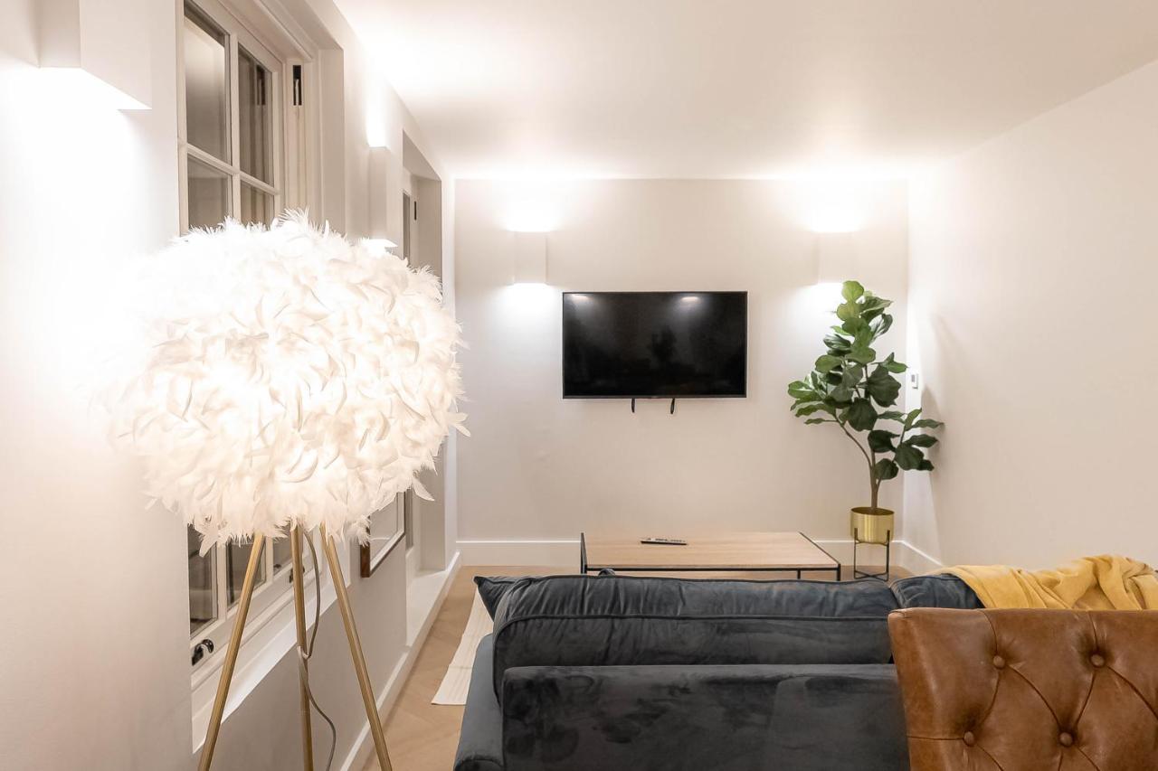 Three Bedroom Near Brick Lane By Belvilla London Exterior photo